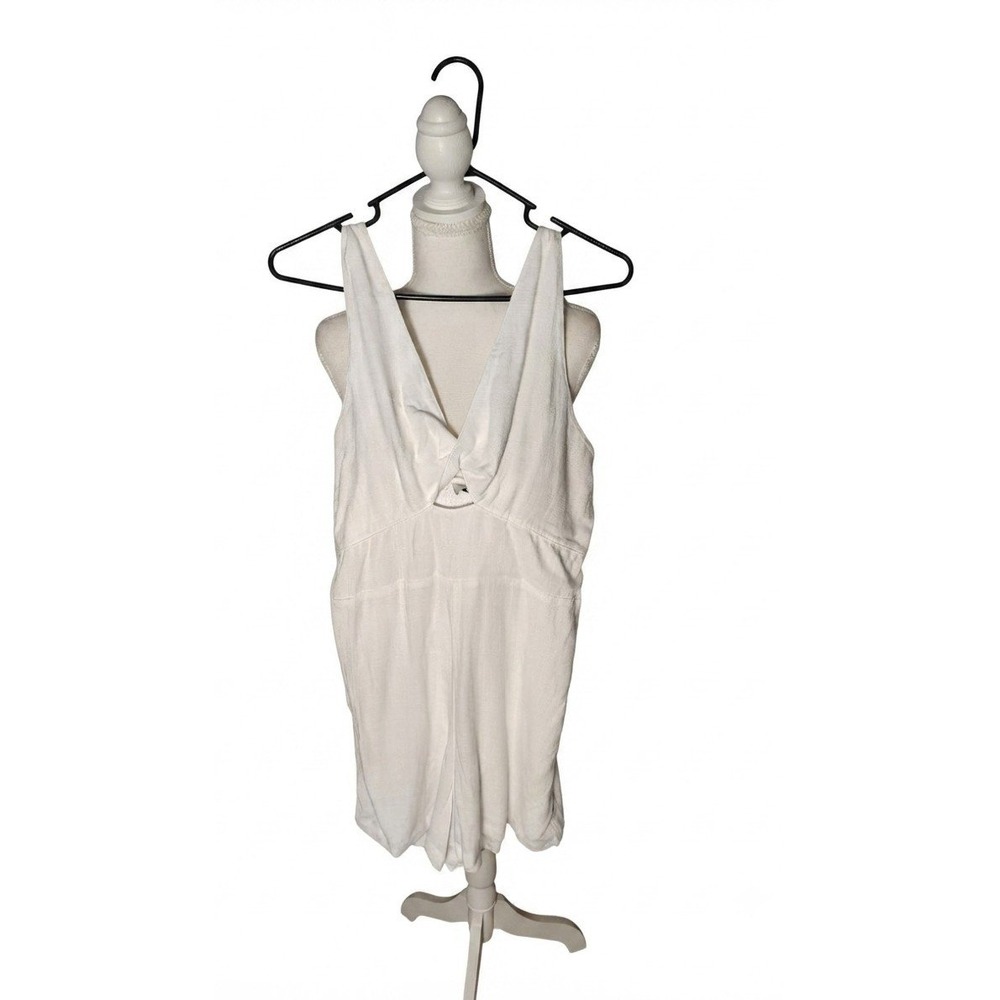 Francescas White Twist Front Smocked Back Romper Sleeveless Lace Trim 26FC4808XS